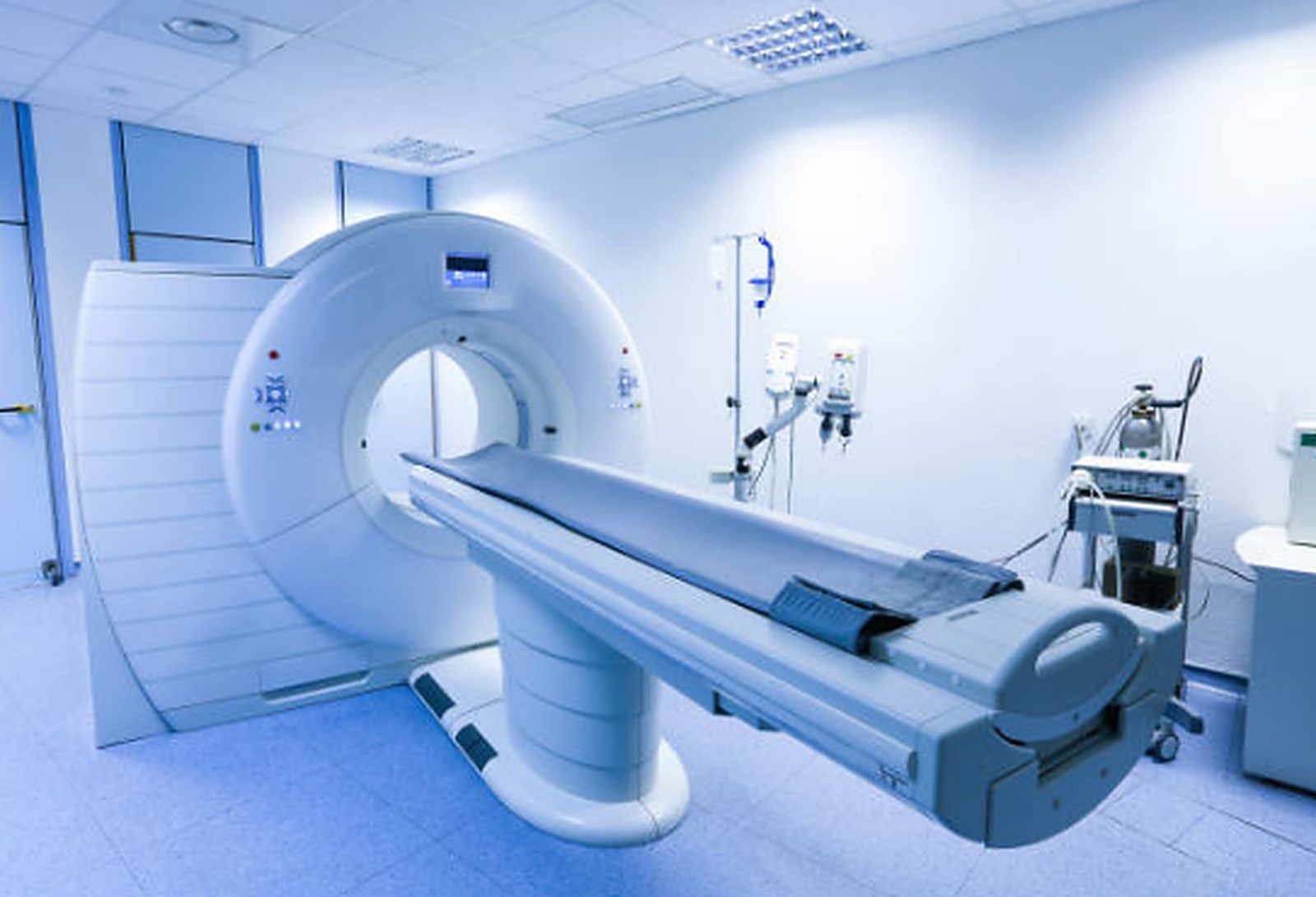 CT scan diagnostic imaging equipment at Biafra Hospital